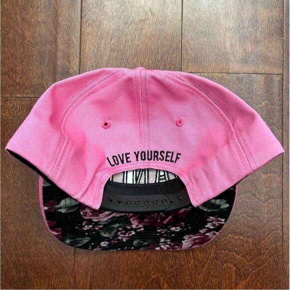 Jeffree Star Pink Baseball Cap, Embroidered “Vanity”, NWOT main image 10